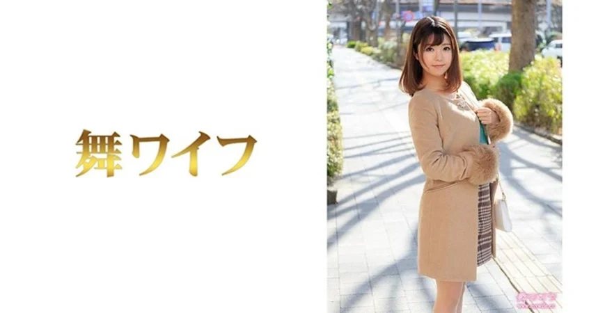 高颜值网红脸新人美女主播身材苗条皮肤白皙漏奶漏逼秀性感翘臀
